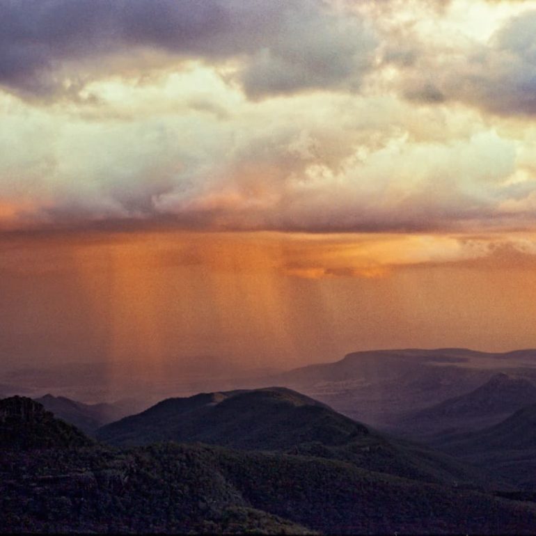 Misty Sunset Mt Kaputar 5202 x 3469 1