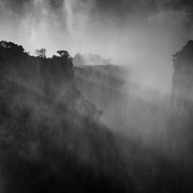 Misty spray and sunbeams Victoria Falls National Park 5616 x 3744