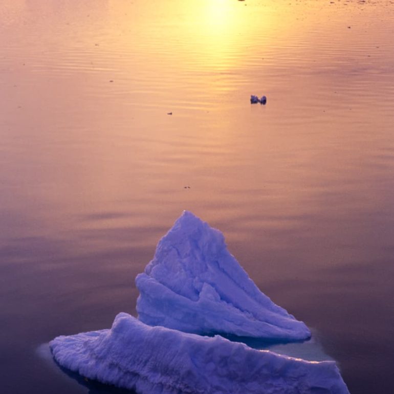 Antarctica 1 Sunset Icebergs Holme Bay 3744 x 5616