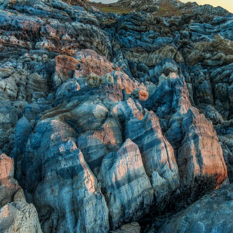 Tarkine 2 Sunset Rocks Tarkine 3744 x 5616
